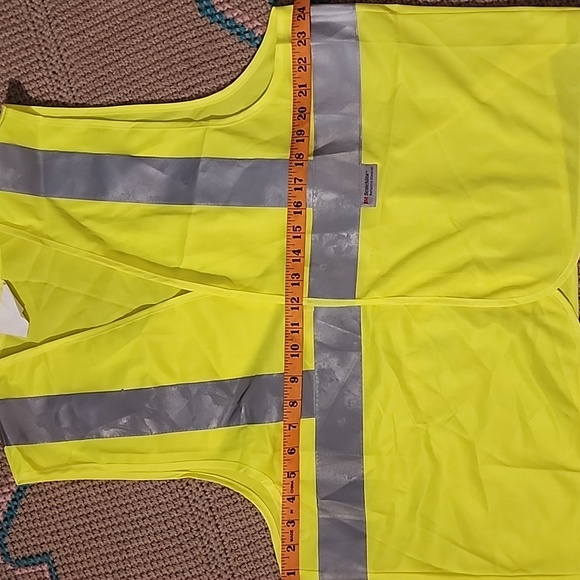 5/$25 Scotchlite Reflective Saftey Vest - Picture 4 of 7